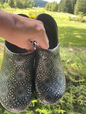 DANSKOWomen's Multicolor Patterned Slip-On Clogs SIZE 41